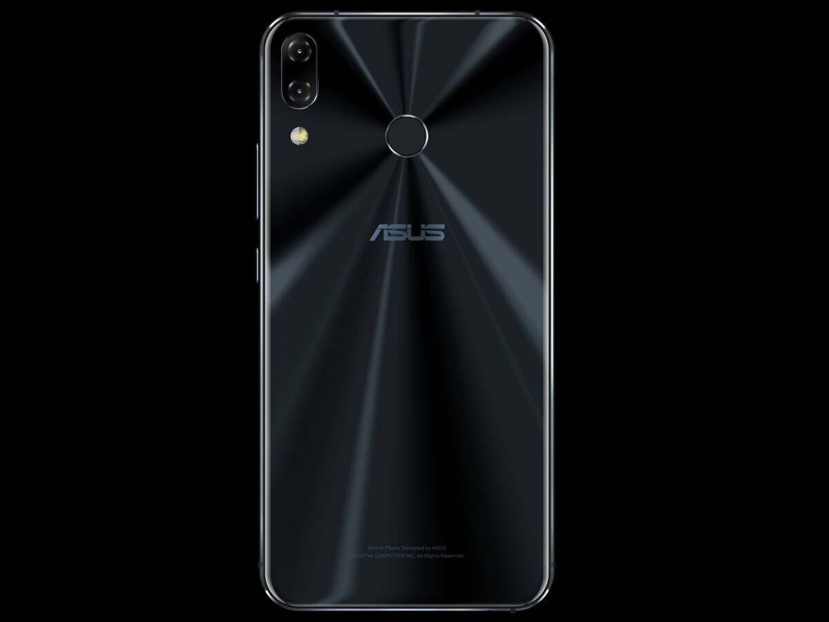 Asus ZenFone 5Z: aktualizacja do Androida 9.0 Pie jest dystrybuowana na całym świecie